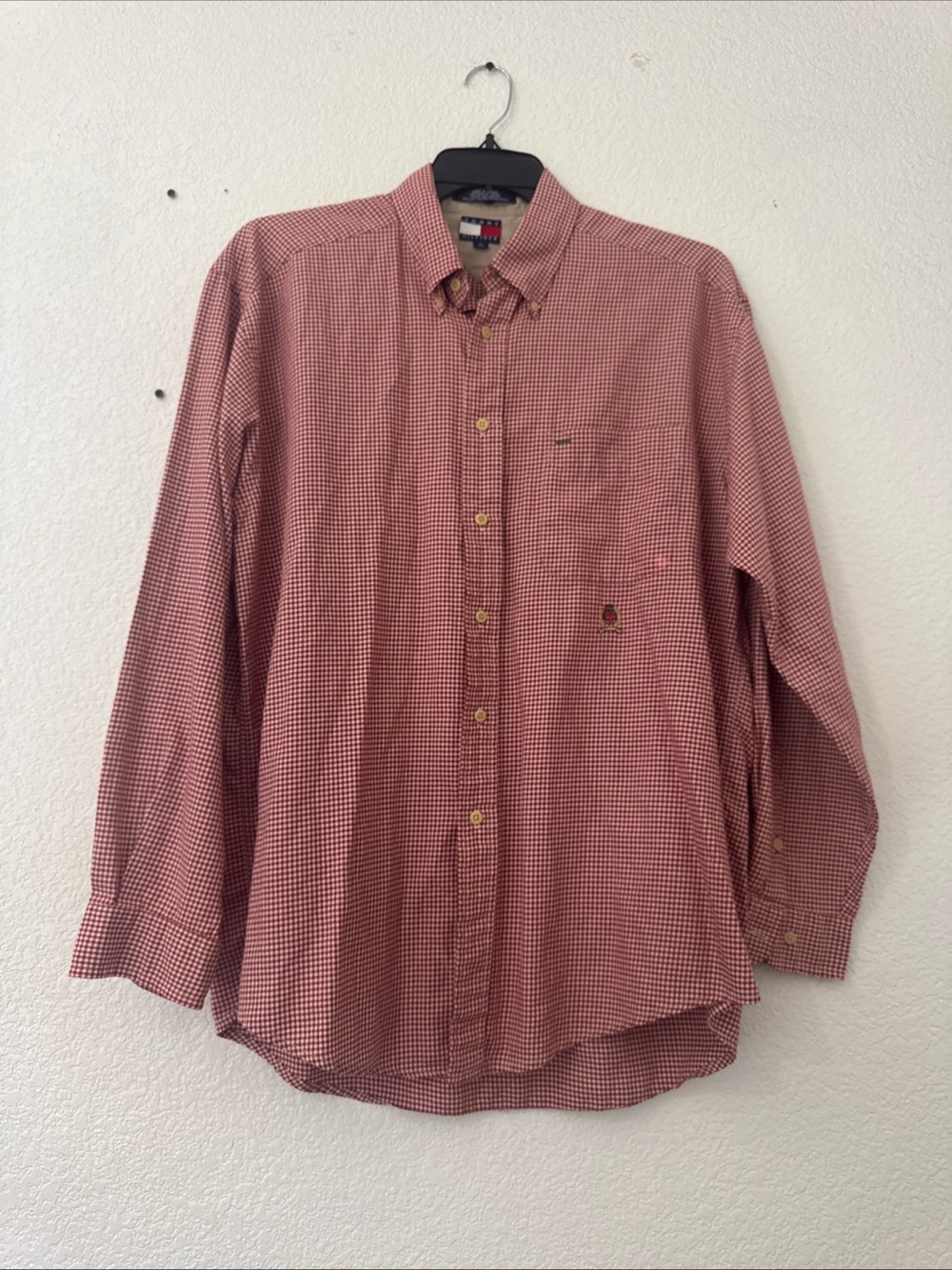 Tommy Hilfiger Men’s Red Micro-Gingham Button-Down Shirt